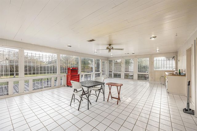 114 Caldwell Street, Baytown, TX 77520