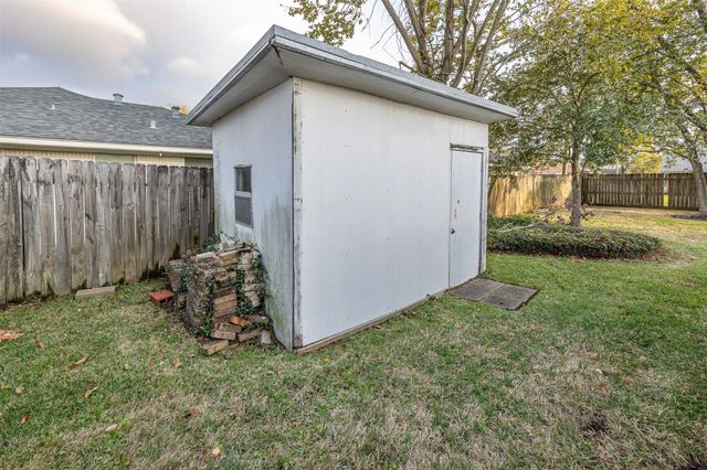 114 Caldwell Street, Baytown, TX 77520