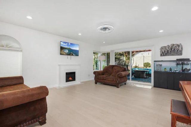 18353 Camberwell Lane, San Diego, CA 92128