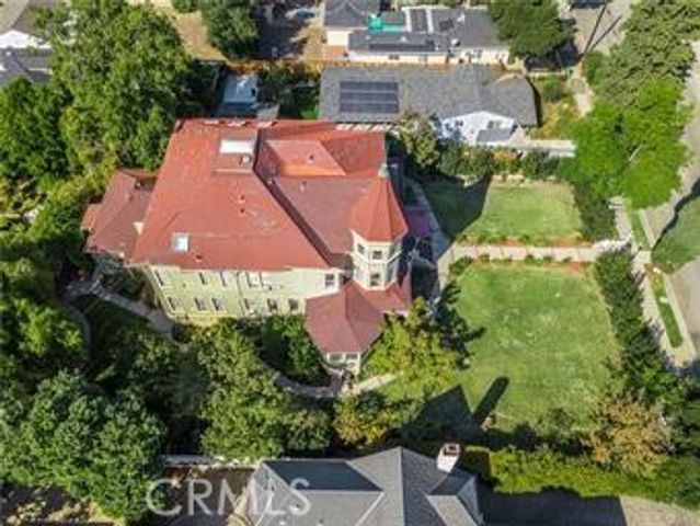 225 N Lima Street, Sierra Madre, CA 91024