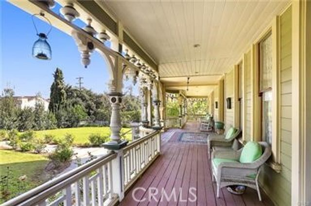 225 N Lima Street, Sierra Madre, CA 91024