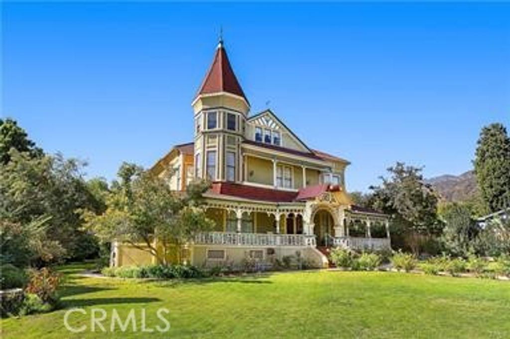 225 N Lima Street, Sierra Madre, CA 91024