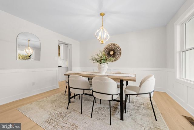 5 CHIPPENHAM DRIVE, Voorhees, NJ 08043