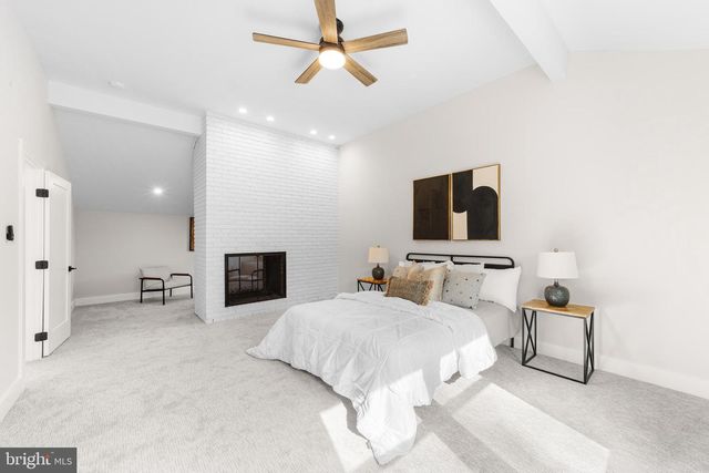 5 CHIPPENHAM DRIVE, Voorhees, NJ 08043