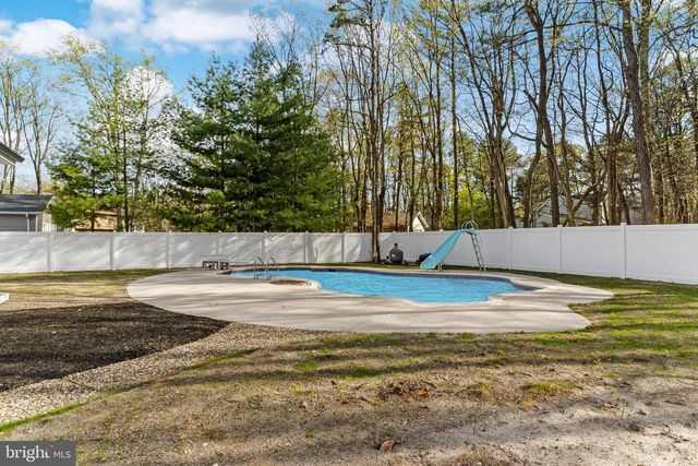 5 CHIPPENHAM DRIVE, Voorhees, NJ 08043