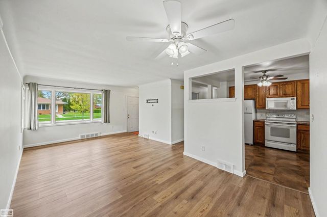 35515 Golden Street, Clinton Twp, MI 48035