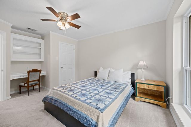 2211 Walnut Grove Lane, Richmond, TX 77406