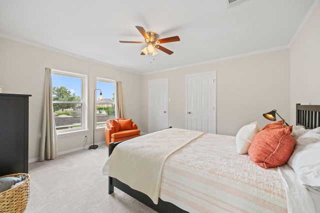 2211 Walnut Grove Lane, Richmond, TX 77406