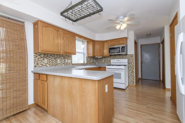 3212 Redbird LANE, Racine, WI 53402