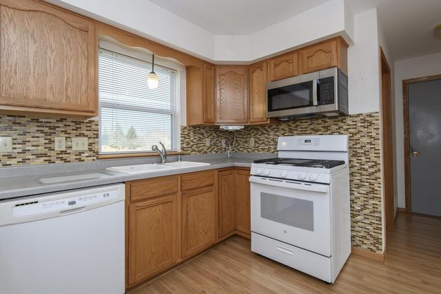 3212 Redbird LANE, Racine, WI 53402