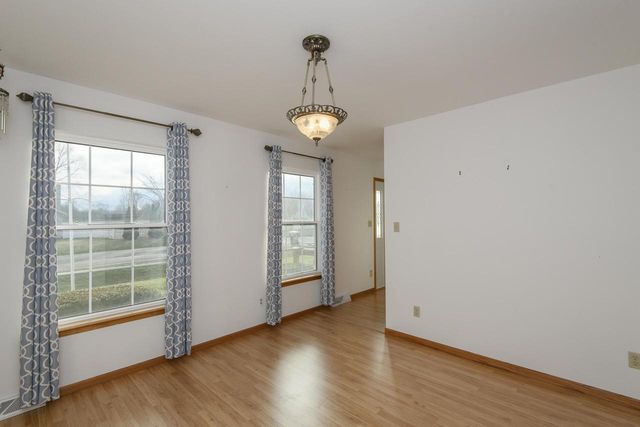 3212 Redbird LANE, Racine, WI 53402