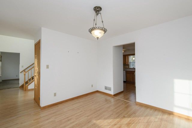 3212 Redbird LANE, Racine, WI 53402