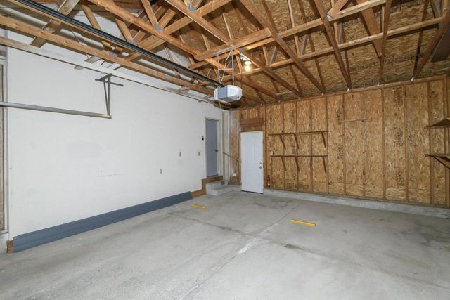 3212 Redbird LANE, Racine, WI 53402