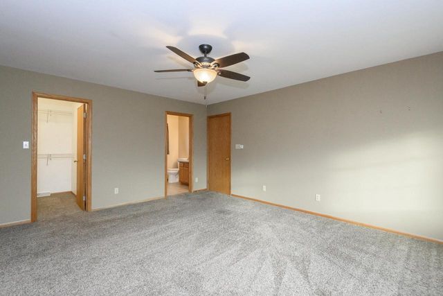 3212 Redbird LANE, Racine, WI 53402