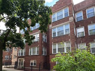 6712 S Ridgeland Avenue 3A, Chicago, IL 60649