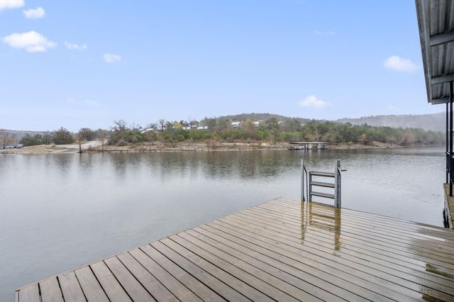 245 Amanda Road, Ridgedale, MO 65739