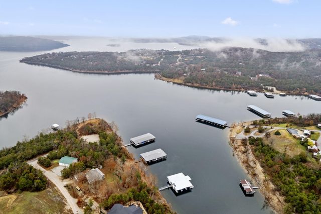 245 Amanda Road, Ridgedale, MO 65739