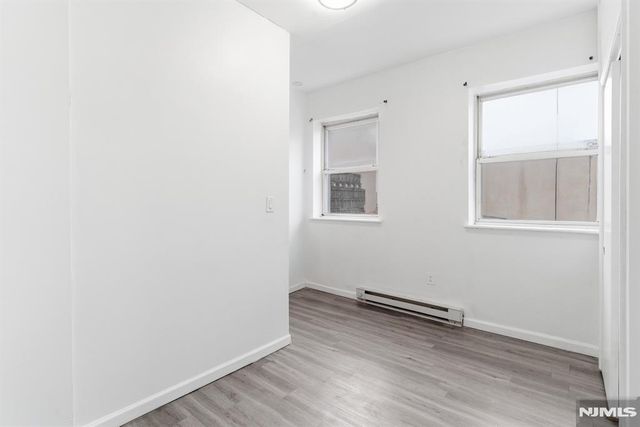 5 Elm Street 3, Newark, NJ 07102