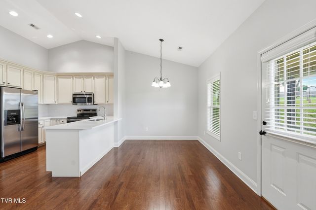 271 Cambridge Grove Way, Jonesborough, TN 37659