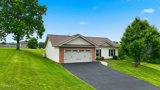 271 Cambridge Grove Way, Jonesborough, TN 37659