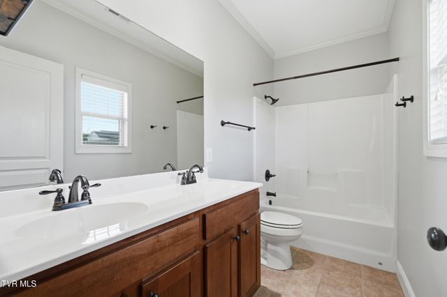 271 Cambridge Grove Way, Jonesborough, TN 37659