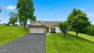 271 Cambridge Grove Way, Jonesborough, TN 37659