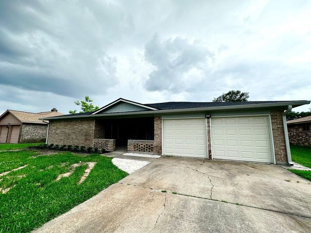 3106 Stacy Lane, Deer Park, TX 77536