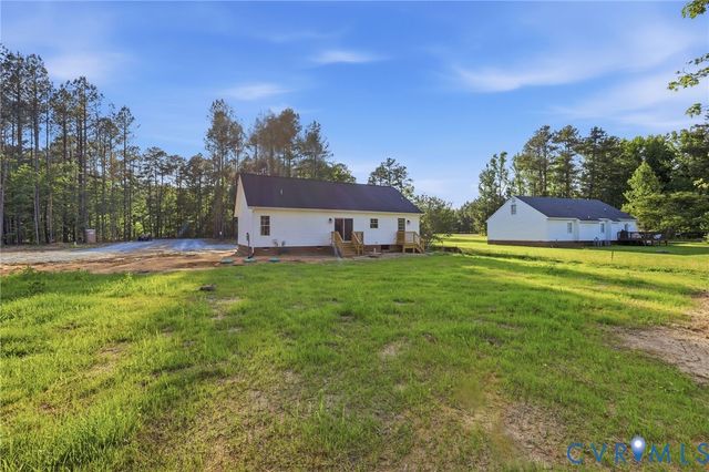 10123 Duncan Rd, Dinwiddie, VA 23803