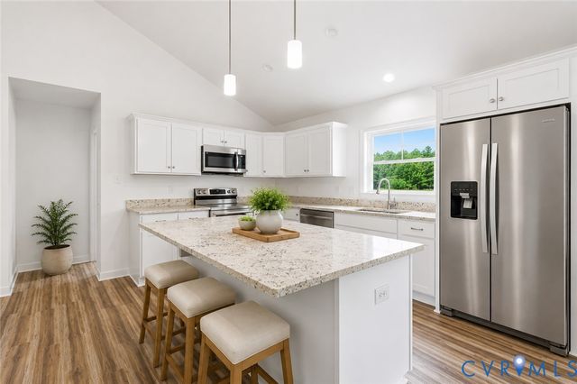 10123 Duncan Rd, Dinwiddie, VA 23803