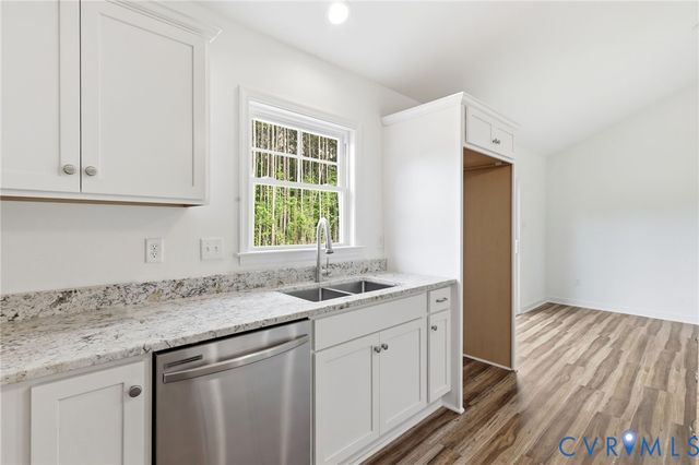 10123 Duncan Rd, Dinwiddie, VA 23803