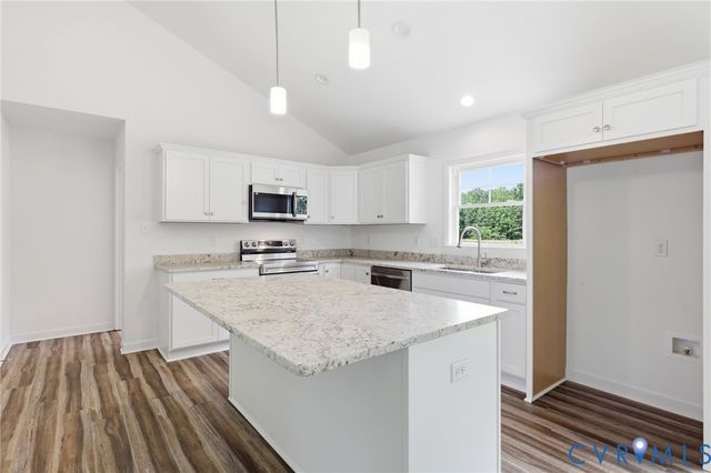 10123 Duncan Rd, Dinwiddie, VA 23803