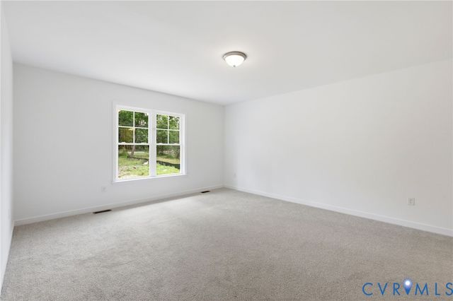 10123 Duncan Rd, Dinwiddie, VA 23803