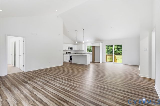 10123 Duncan Rd, Dinwiddie, VA 23803