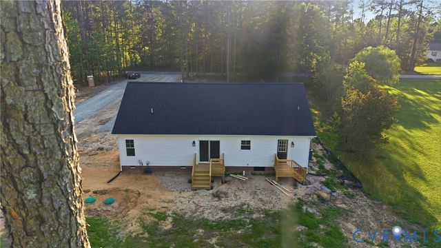 10123 Duncan Rd, Dinwiddie, VA 23803