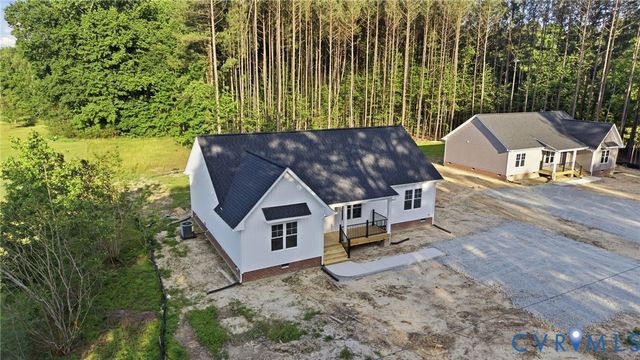 10123 Duncan Rd, Dinwiddie, VA 23803