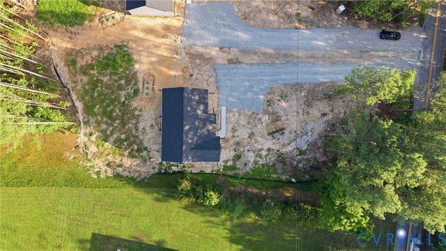 10123 Duncan Rd, Dinwiddie, VA 23803