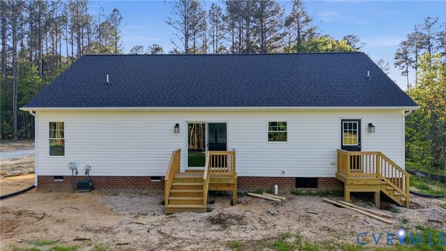 10123 Duncan Rd, Dinwiddie, VA 23803