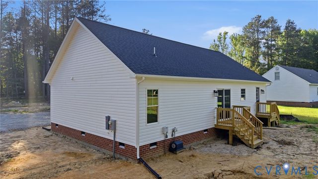 10123 Duncan Rd, Dinwiddie, VA 23803