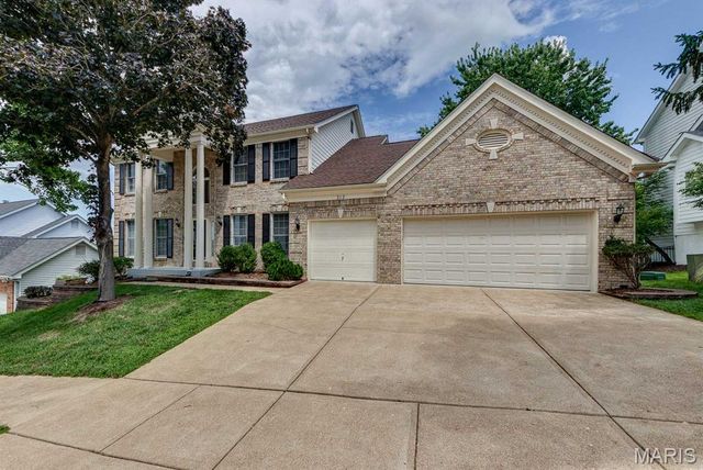 212 Turnberry Place Drive, Wildwood, MO 63011