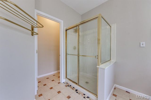 212 Turnberry Place Drive, Wildwood, MO 63011