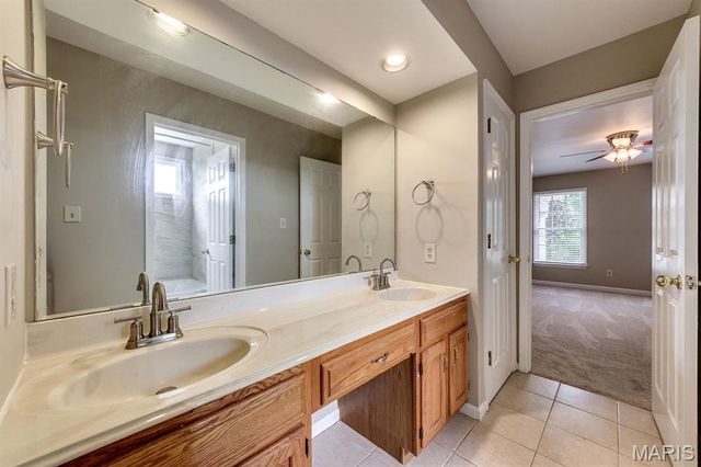 212 Turnberry Place Drive, Wildwood, MO 63011