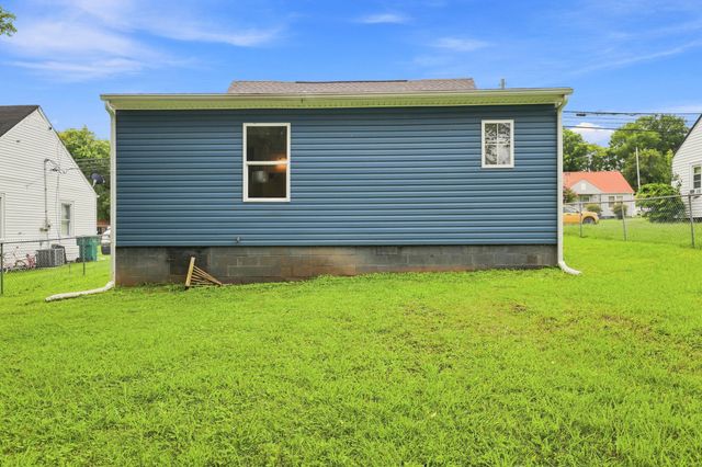 738 Belfast St, Lewisburg, TN 37091