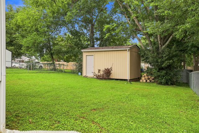 738 Belfast St, Lewisburg, TN 37091