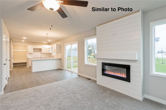 17976 Alpine Drive, Clive, IA 50325