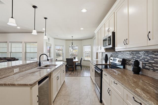 3021 Springview Avenue, Dallas, TX 75216