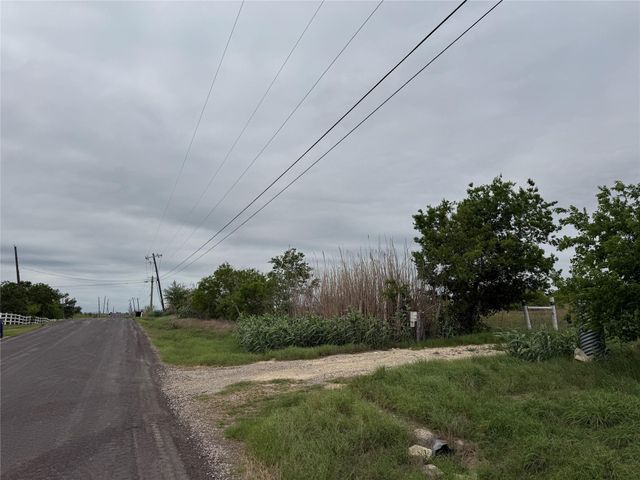 1796 County Road 139 RD, Hutto, TX 78634