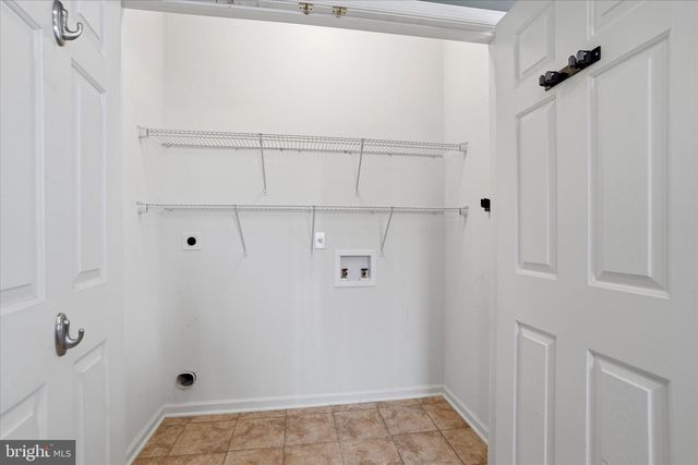 2409 TURNBURY RD, Gilbertsville, PA 19525