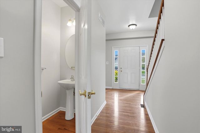 2409 TURNBURY RD, Gilbertsville, PA 19525