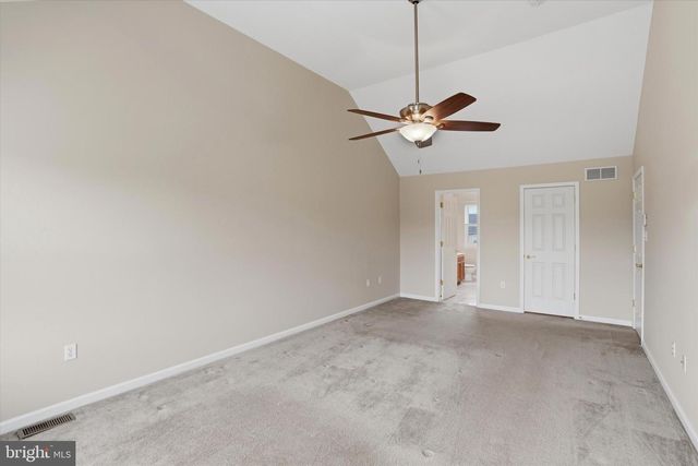 2409 TURNBURY RD, Gilbertsville, PA 19525