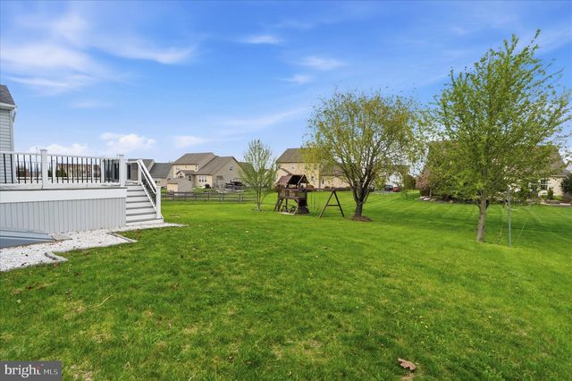 2409 TURNBURY RD, Gilbertsville, PA 19525